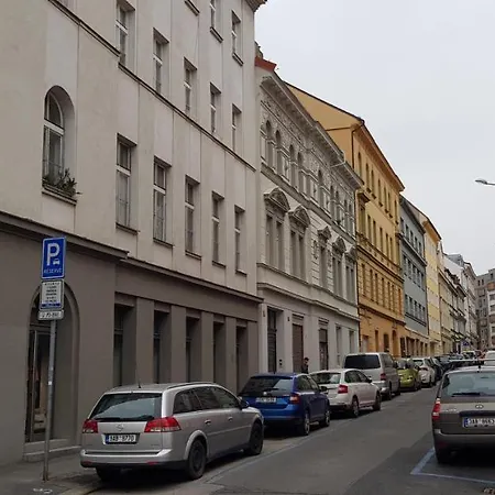 Apartament Comfortable Great Location Close To Center