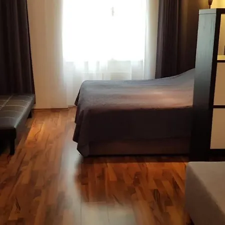 Apartment Comfortable Great Location Close To Center *