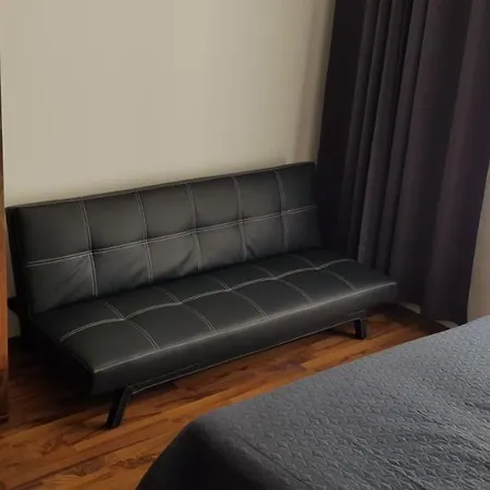 Comfortable Great Location Close To Center Praga